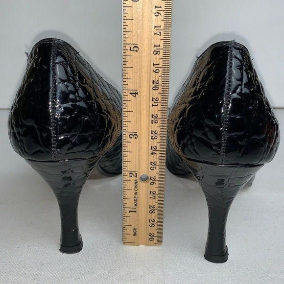 J. RENEE' Black textured patent Sexy Heels size 8M - Picture 5 of 8